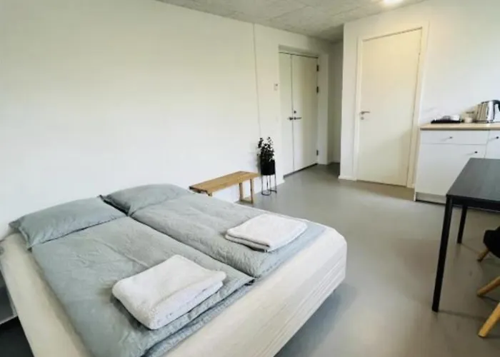 Vejle, Urhoej - Guest Βέιλε